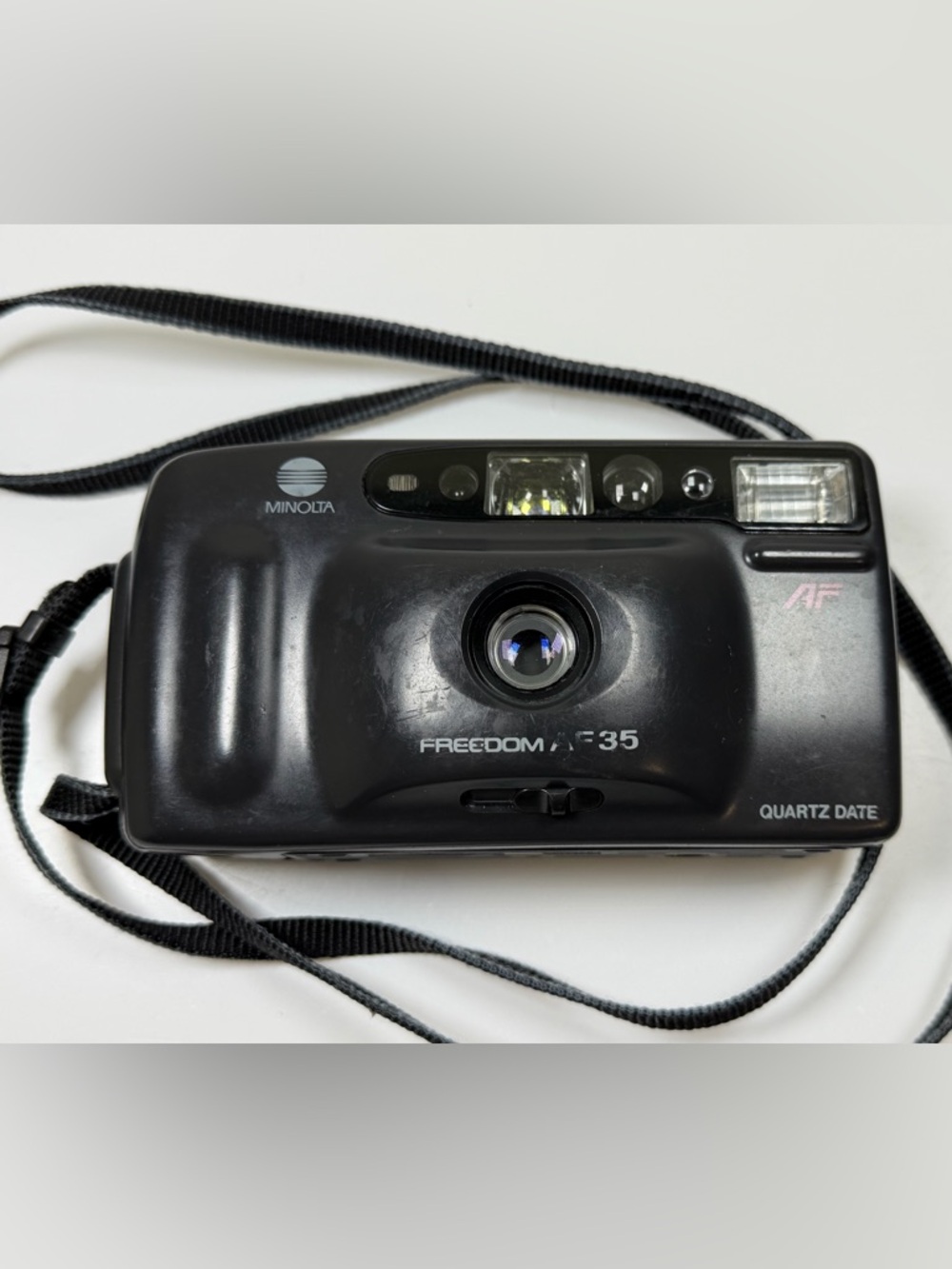 Minolta Freedom AF 35 Quartz Date 35mm Film Camera – Tested Working